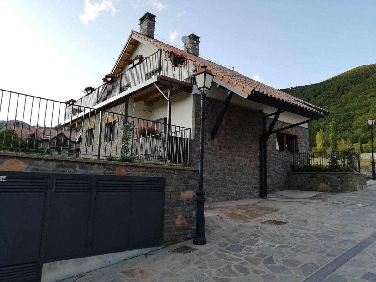 Casa Cotefablo Alojamiento Ara Gavin Biescas מראה חיצוני תמונה
